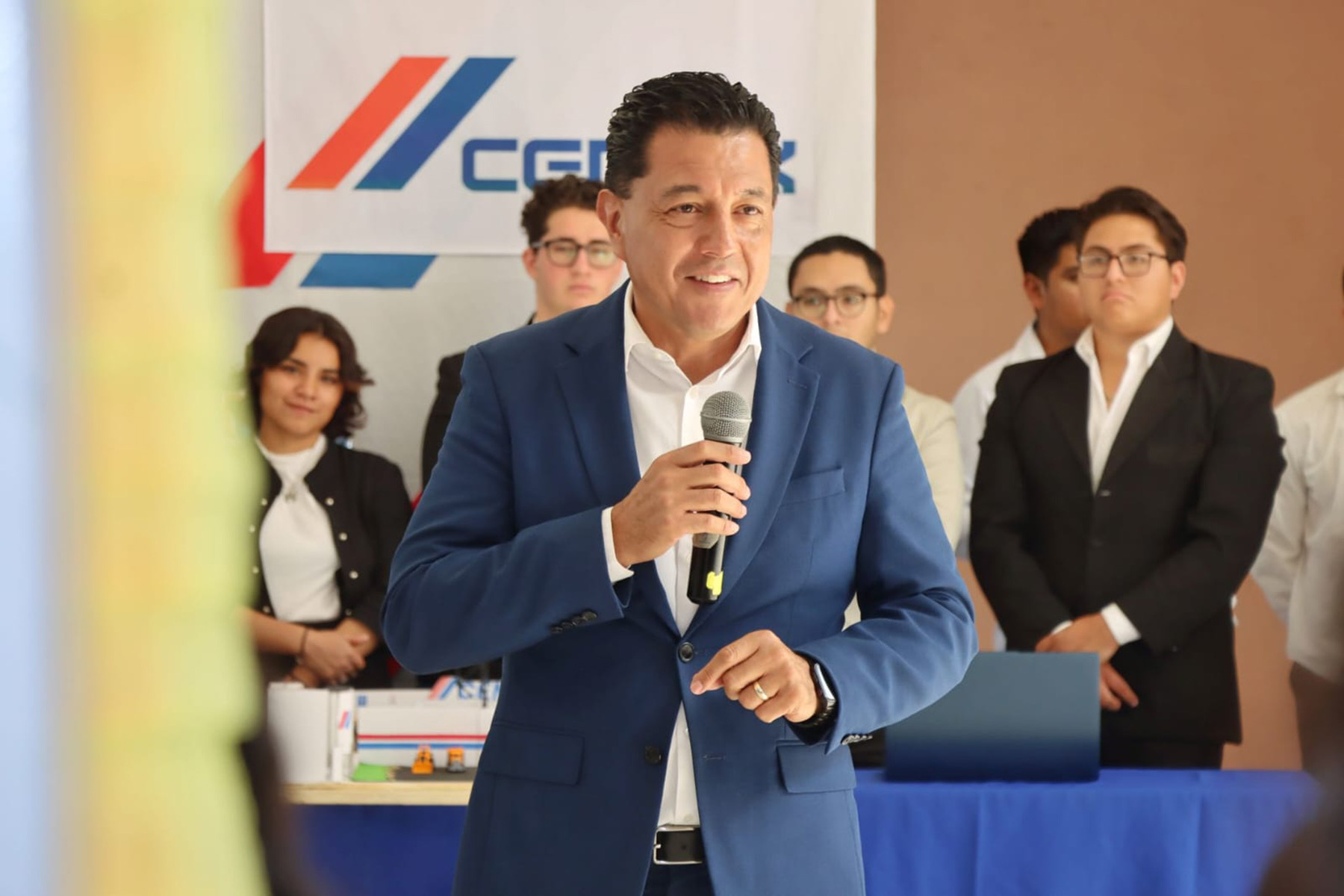 Estudiantes de UT San Juan aplican conocimientos en Expo Innovación Logística