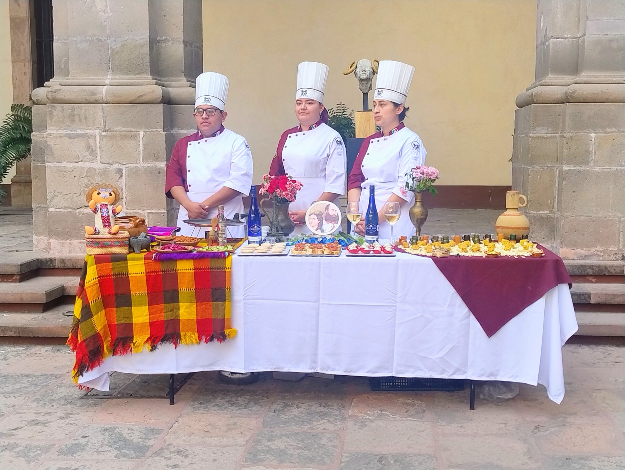“Tlacuilo”: arte y sabor prehispánico se fusionan en exposición gastronómica de la Universidad Vizcaya