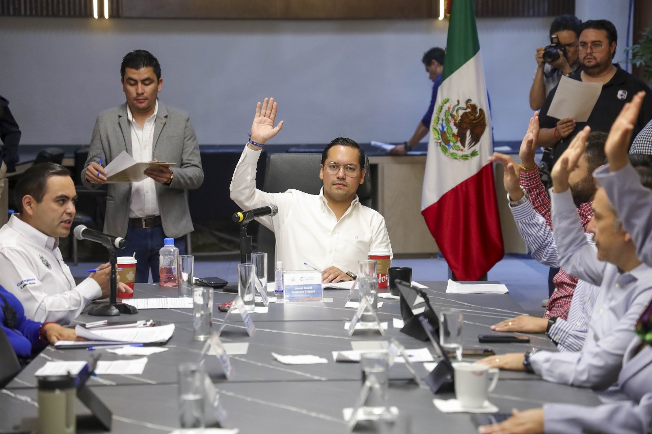Chepe Guerrero y Ayuntamiento de Corregidora aprueban reglamento para movilidad segura y accesible