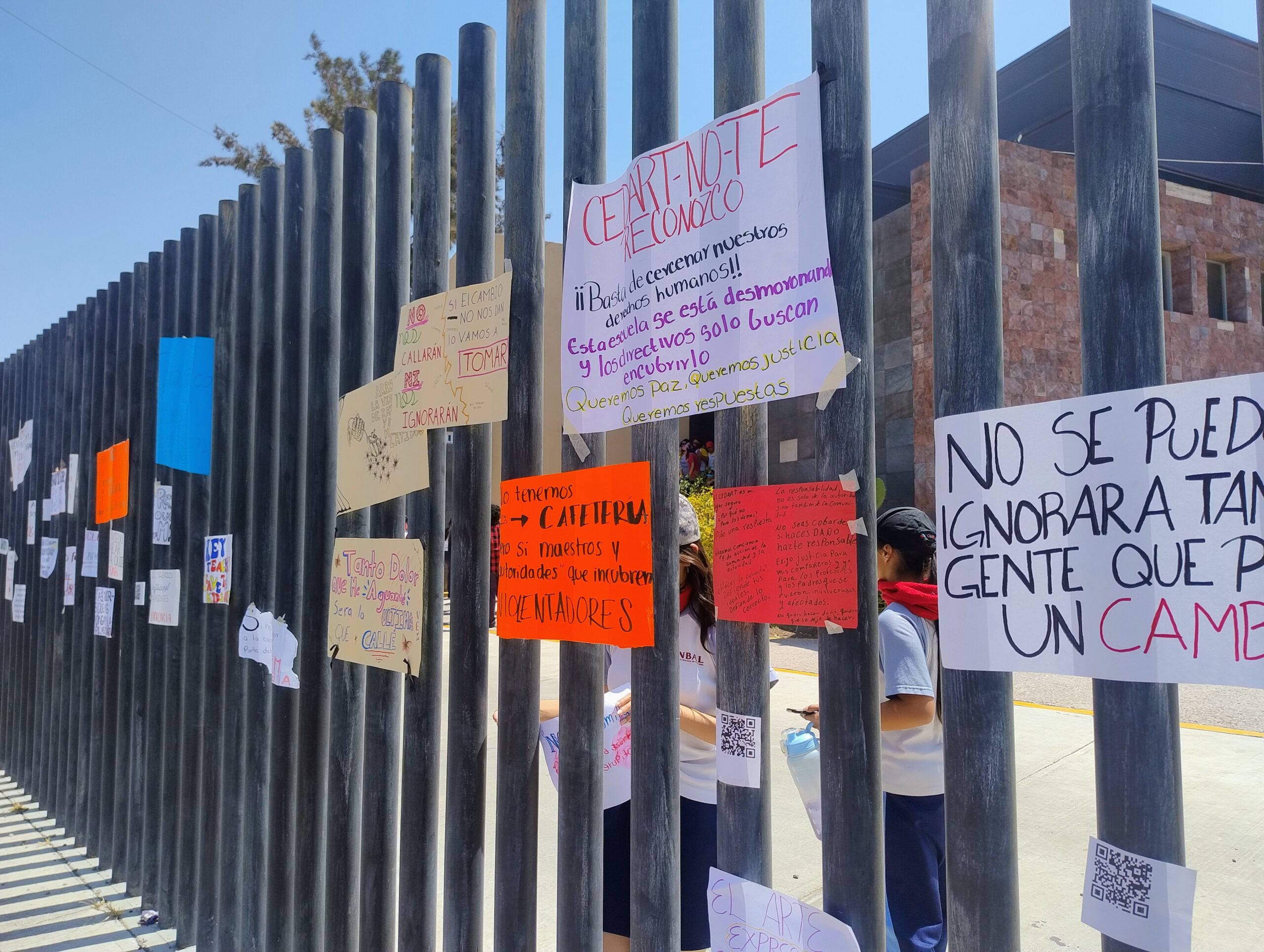 Alumnos del CEDART protestan por casos de bullying y acoso; denuncian falta  de atención de autoridades