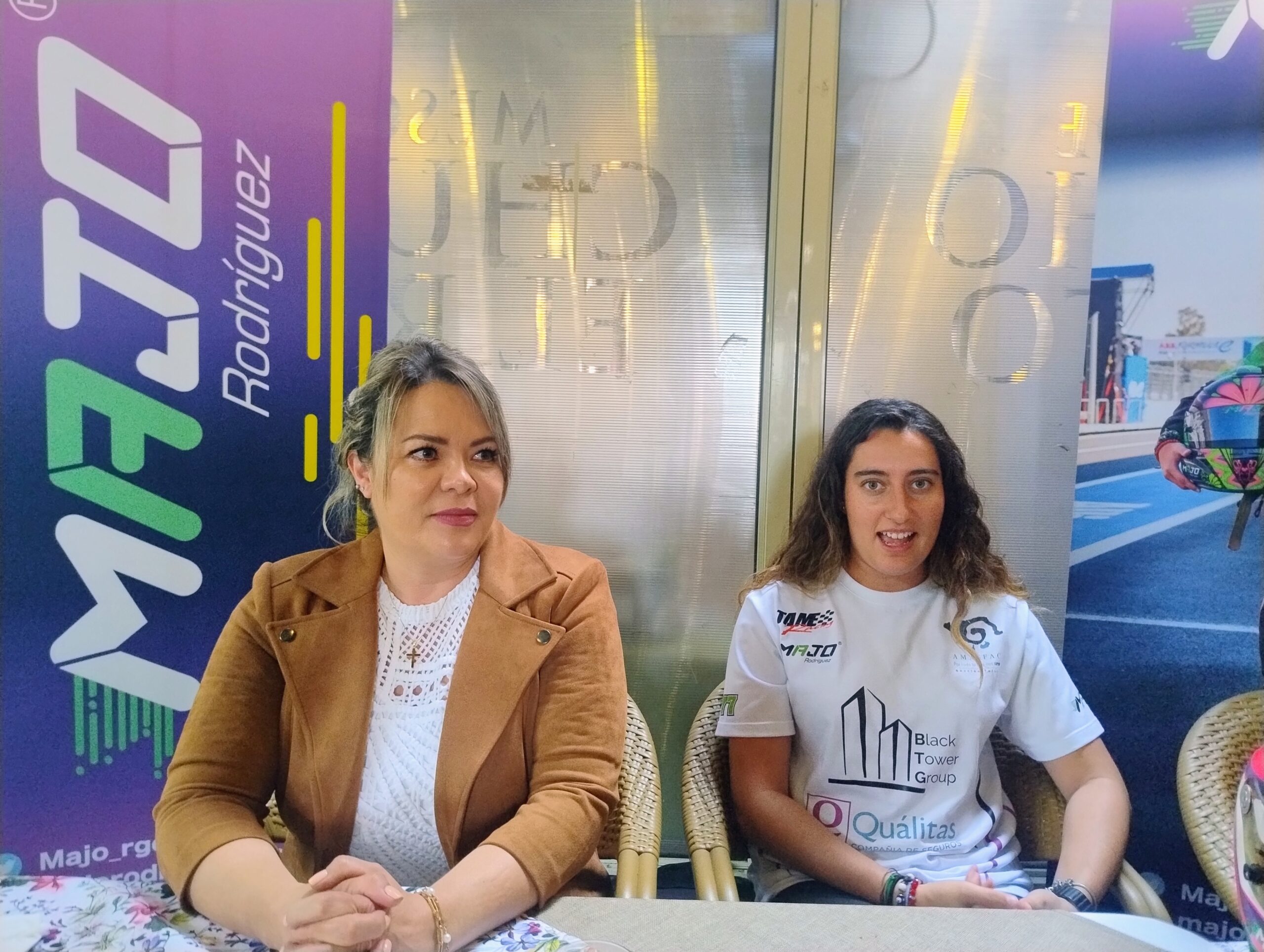 Majo Rodríguez debuta en la NASCAR México Series y fortalece su voz como conferencista motivacional