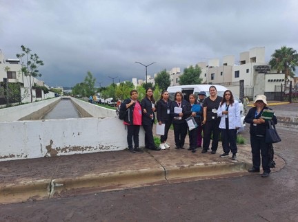 Brinda SESA atención preventiva en colonia afectada por lluvias en El Marqués