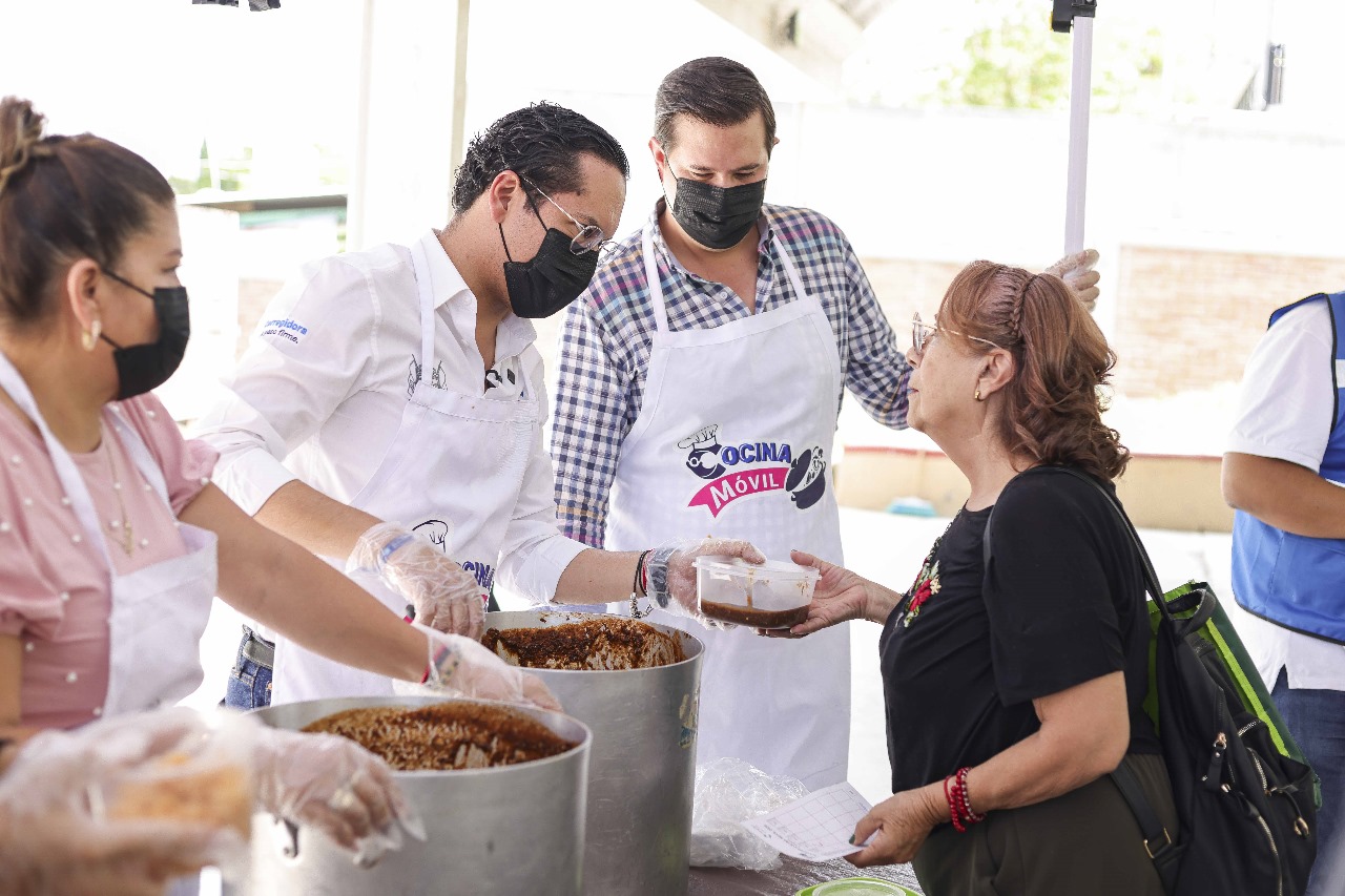 Chepe Guerrero lleva la Cocina Móvil a la comunidad El Progreso