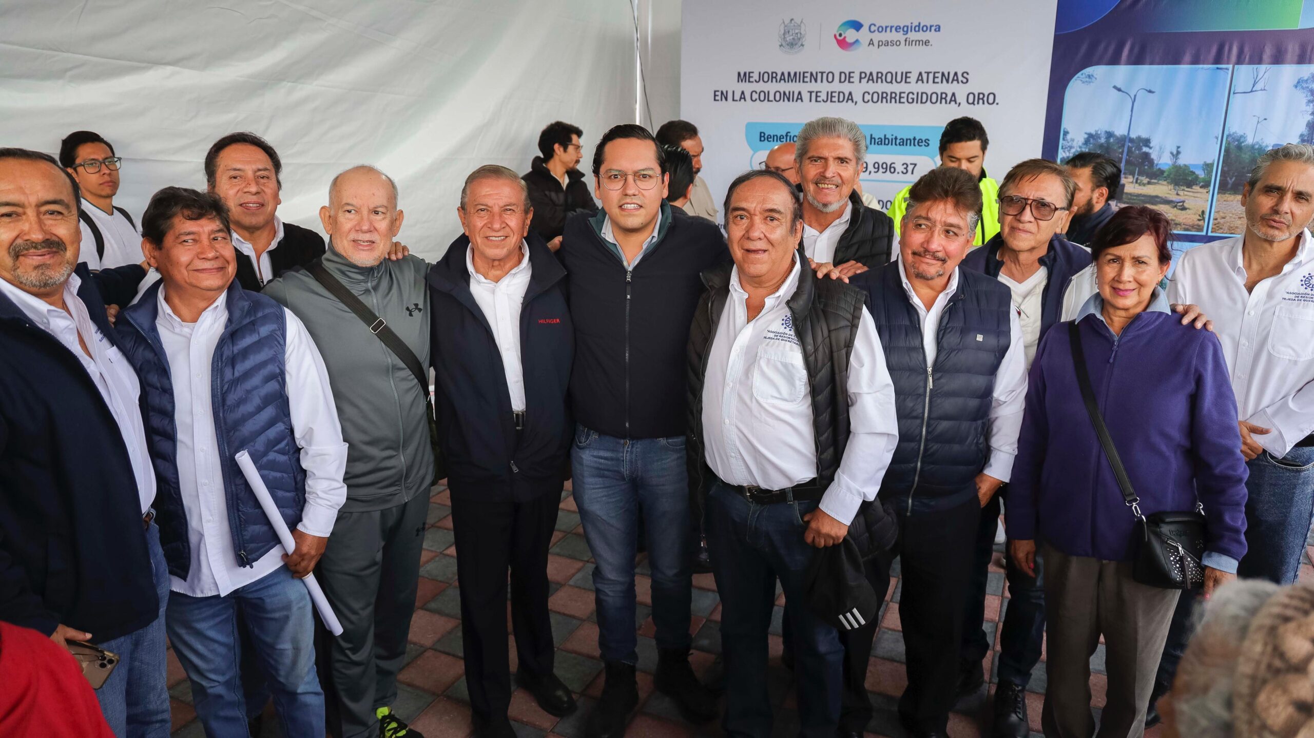 Chepe Guerrero entrega remodelación del parque Atenas en la colonia Tejeda
