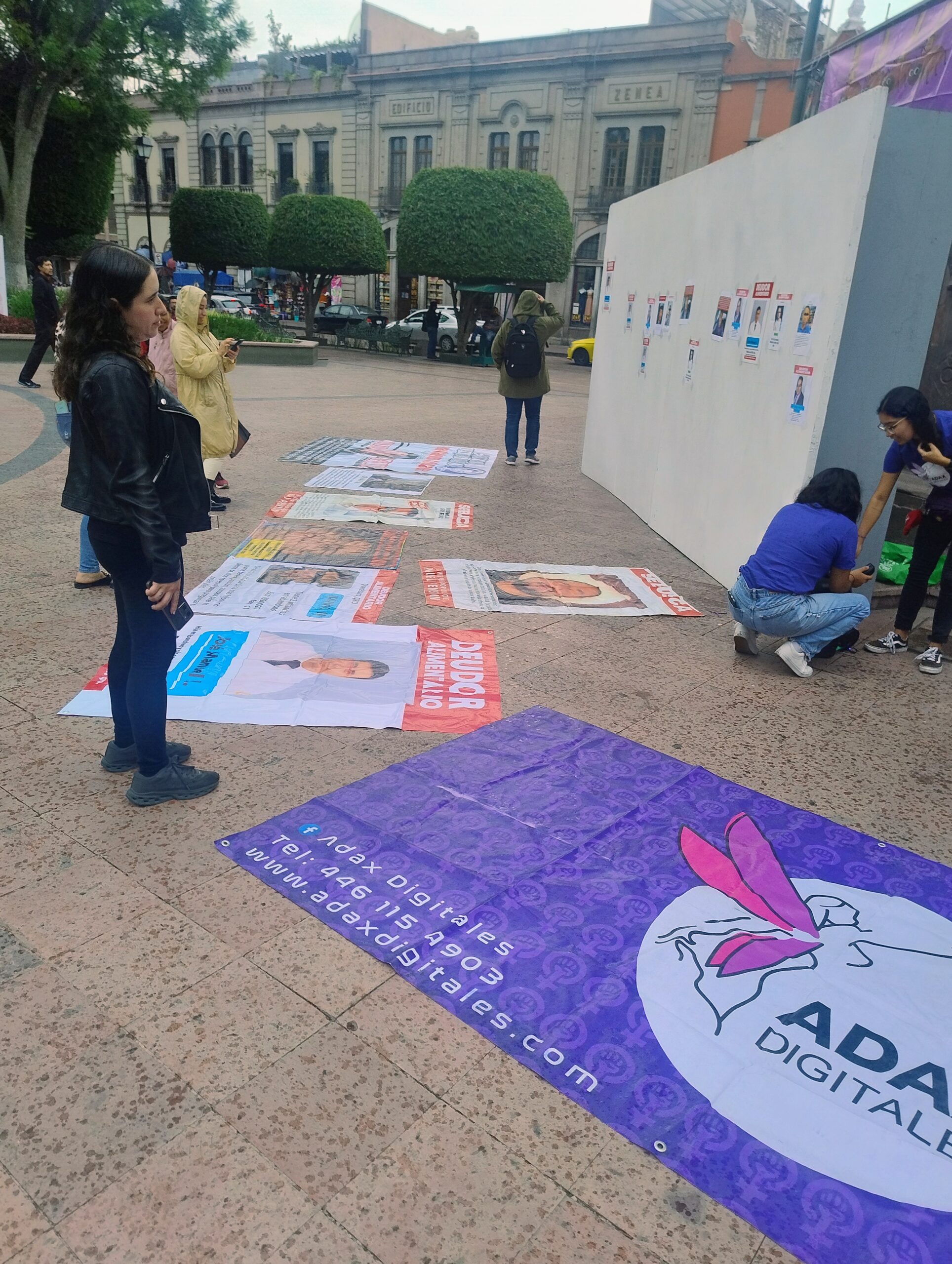 Tendedero de Deudores Alimenticios visibiliza a deudores en el Jardín Zenea: exigen aprobación de la Ley Sabina en Querétaro