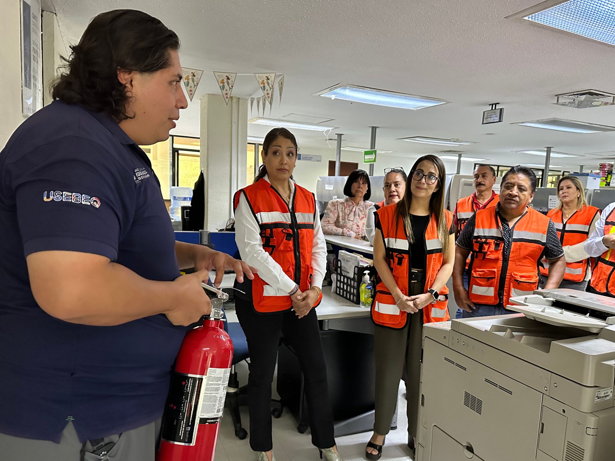 Implementa USEBEQ acciones de Protección Civil con enfoque en grupos vulnerables