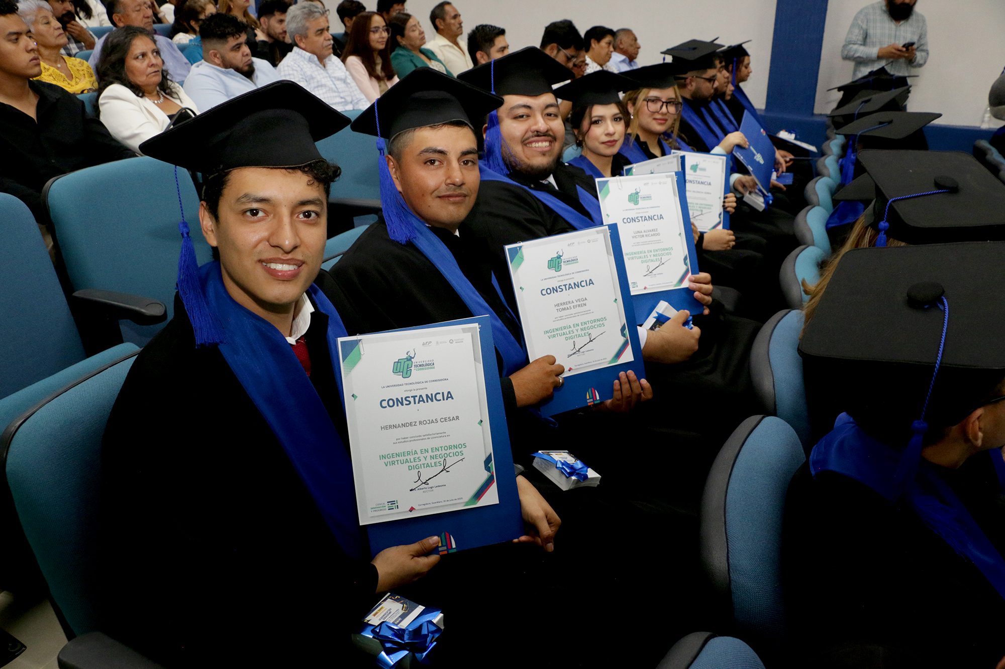 UTC celebra la graduación de 60 nuevos profesionistas