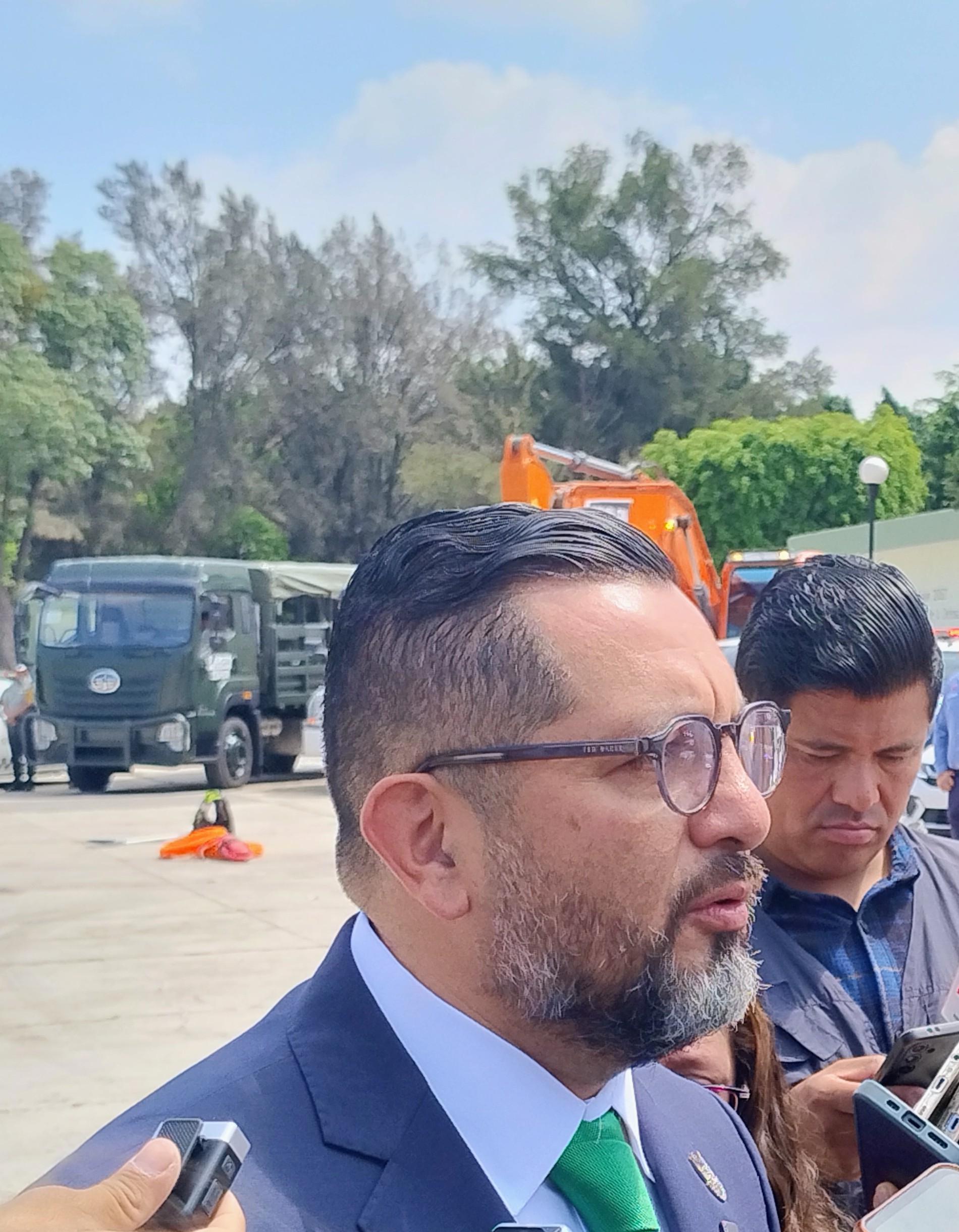 SALE TITULAR  DE LA SECRETARIA DE GOBIERNO CARLOS ALCARAZ
