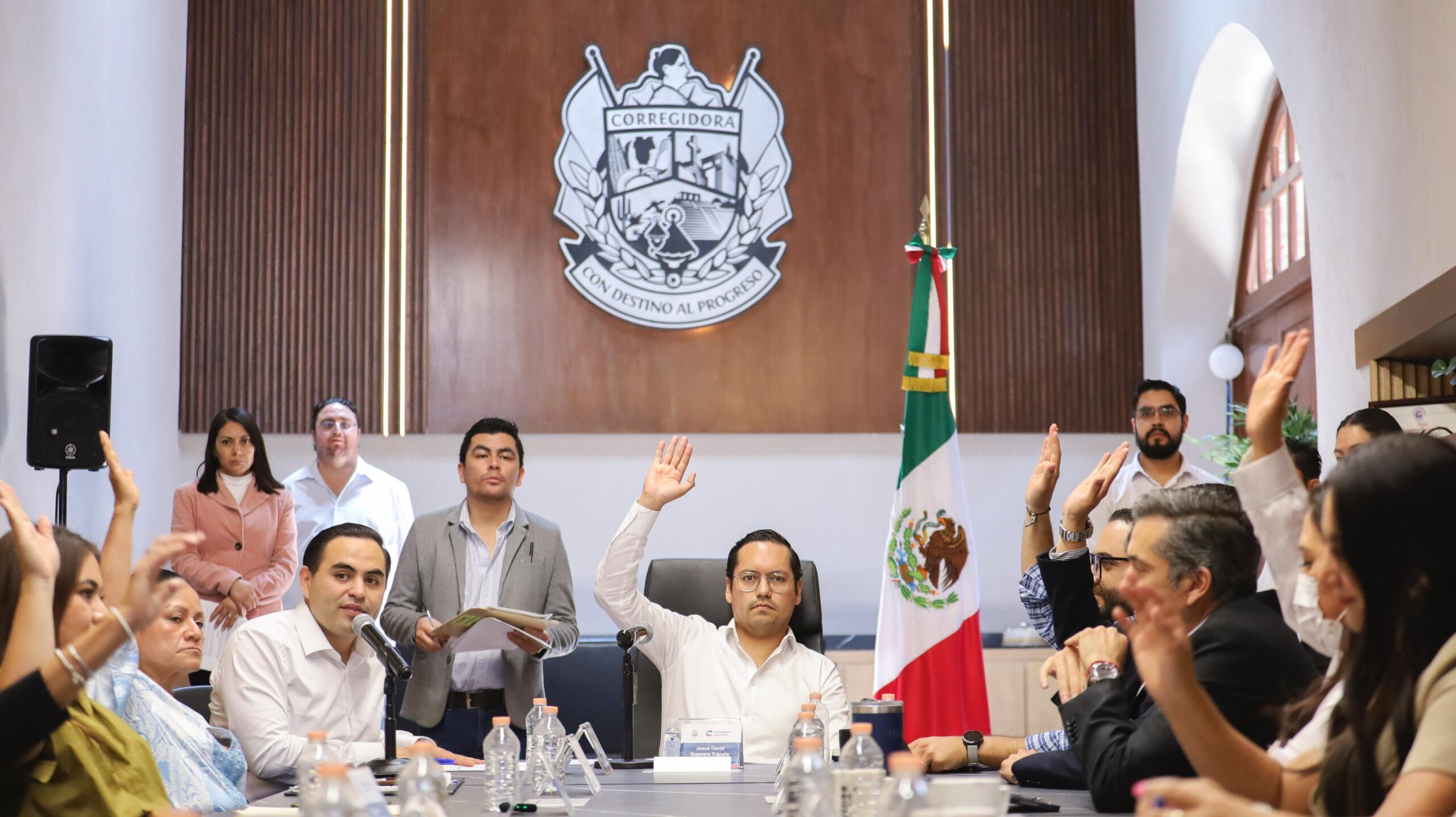 Chepe Guerrero y las y los regidores de Corregidora prohíben eventos que promuevan la violencia