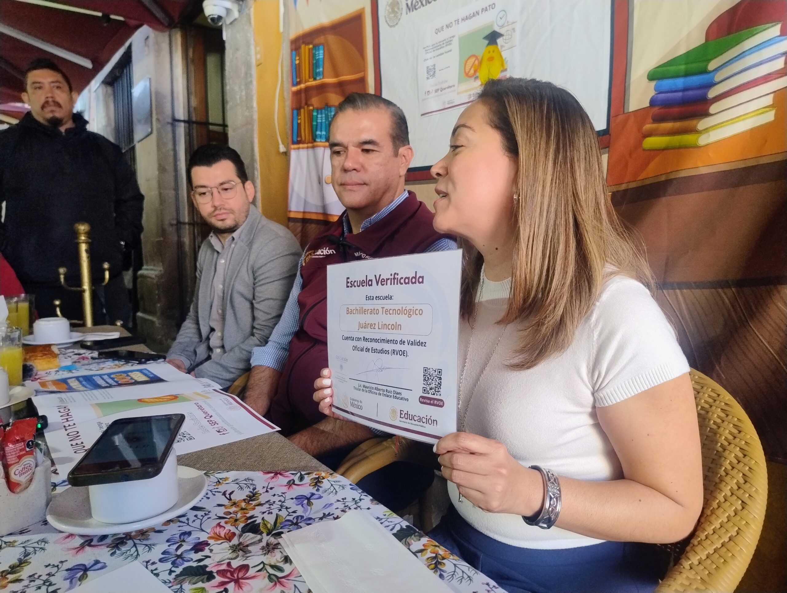 Autoridades alertan sobre “escuelas patito” en Querétaro; llaman a verificar el REVOE antes de inscribirse