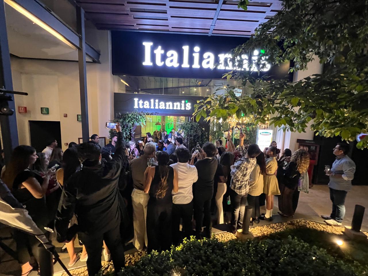 Italianni’s celebra la apertura de su nueva sucursal en Paseo Querétaro con un concepto inspirado en la Toscana