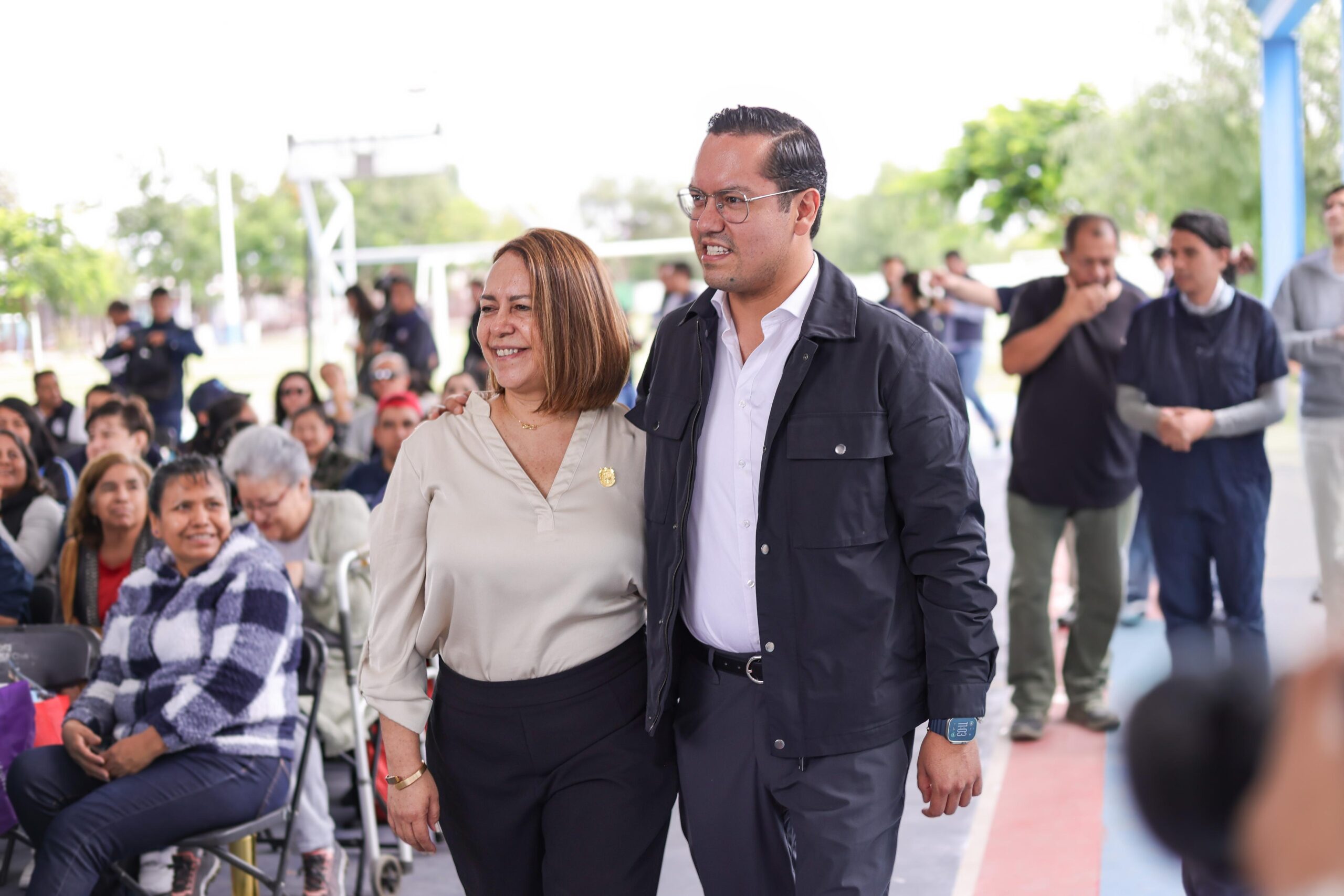 Chepe Guerrero entrega su Primer Informe de Resultados a beneficiarios del DIF Municipal