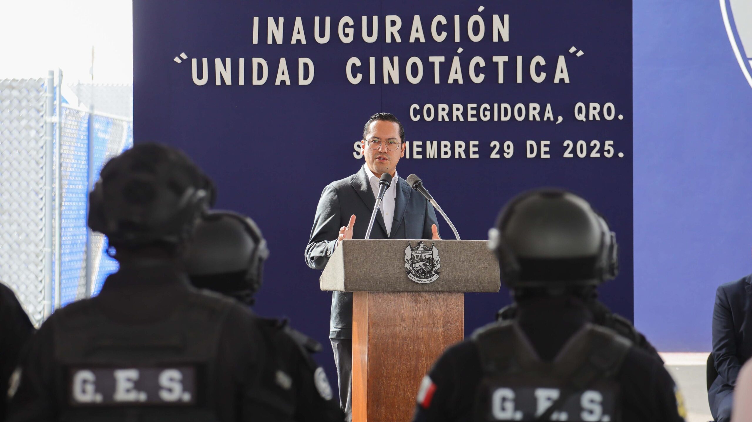 Chepe Guerrero inaugura la nueva Unidad Cinotáctica para los binomios caninos de Corregidora