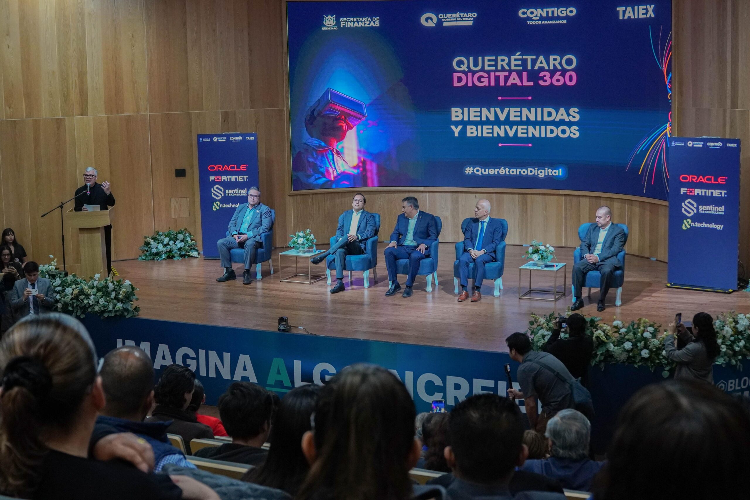 Chepe Guerrero inaugura el foro “Querétaro Digital 360”