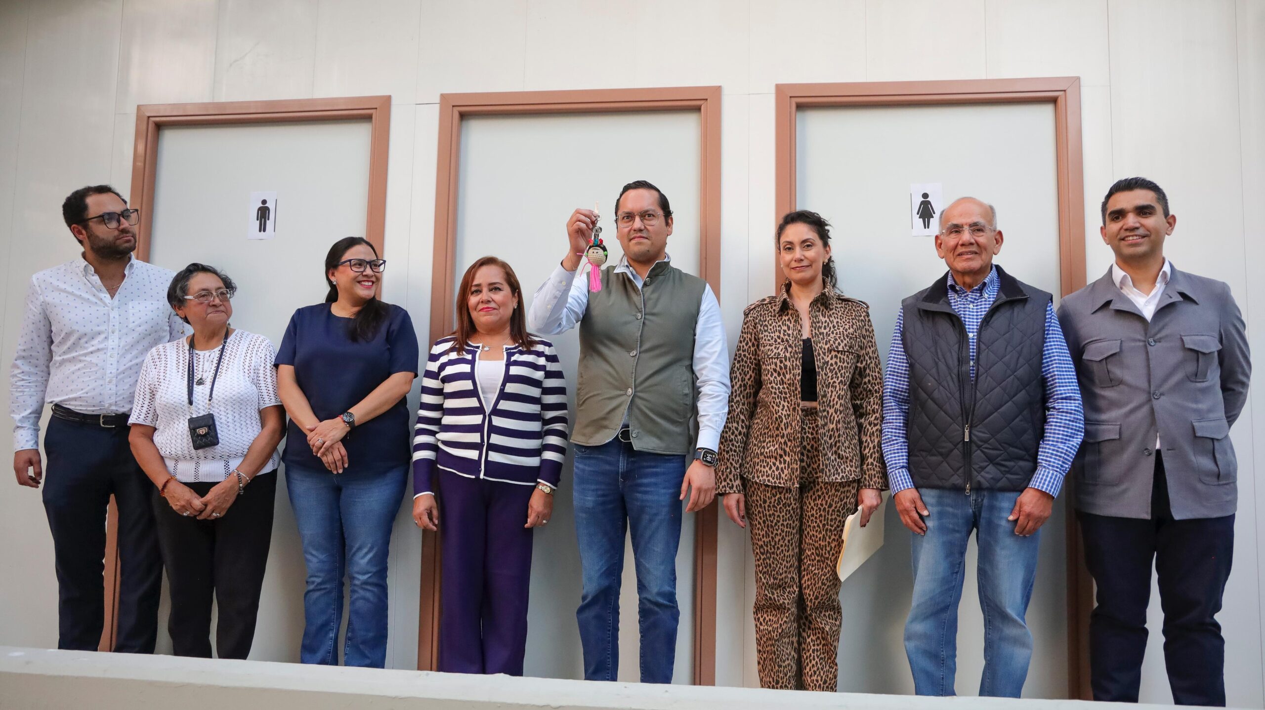 Chepe Guerrero inaugura obra para el Corredor de las Mujeres en CAM Corregidora