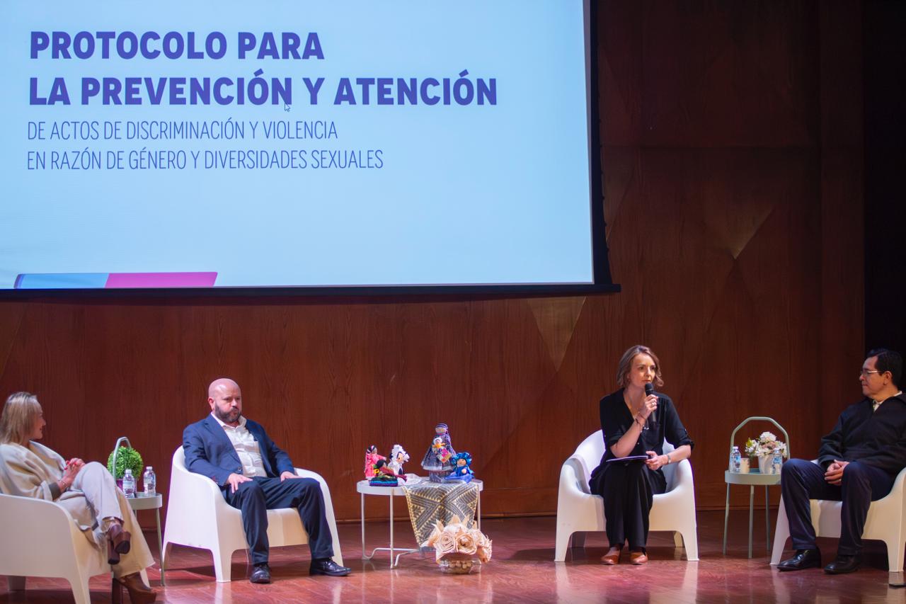 Presenta López Birlain protocolo para prevenir la discriminación en la SECULT