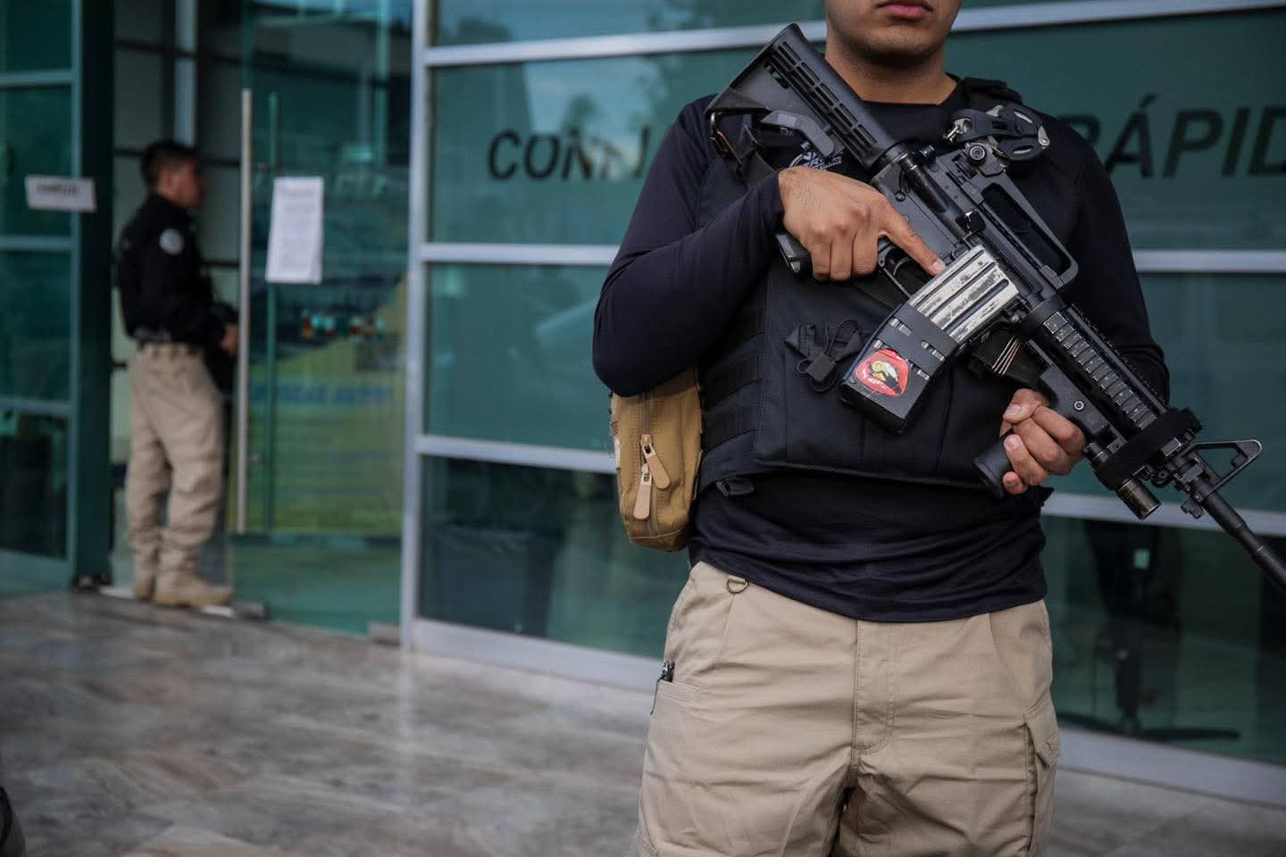 Catean financiera por fraude en Querétaro; pese a operativos, continúan surgiendo negocios con el mismo esquema