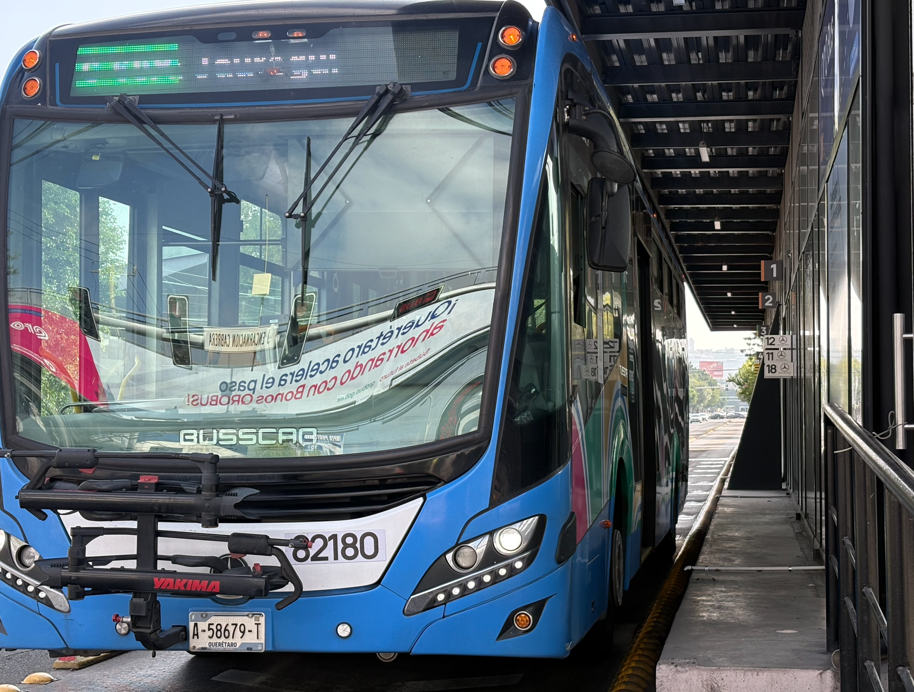 Qrobus habilita ruta especial al QCC por exhibición del trofeo de la Copa del Mundo
