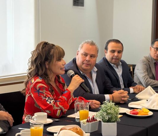 Fortalecen coordinación con sector empresarial para consolidar la movilidad en Querétaro