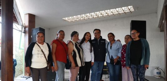 Fortalece Luis Nava cercanía con familias de Montenegro y promotores de la paz