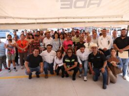 Entrega Luis Nava obra social en Jalpan