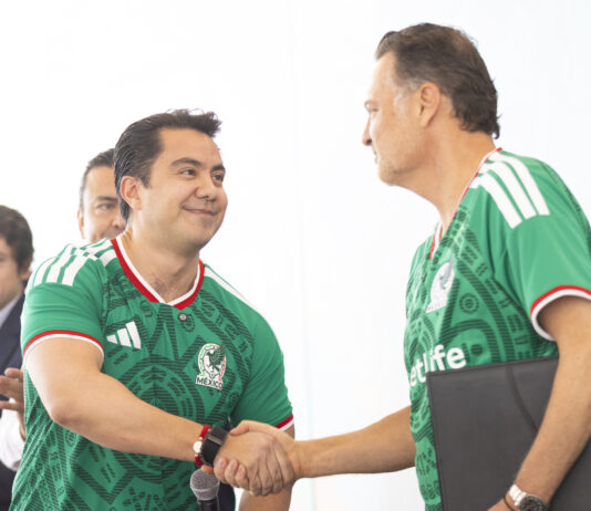 Mauricio Kuri y Felifer Macías anuncian Zona Fest para el Mundial 2026