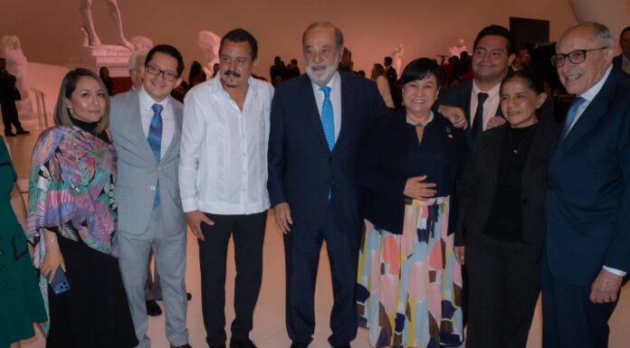 Fundación Carlos Slim reconoce a médica de SESEQ por su labor humanitaria