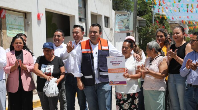 Alcalde Gaspar Trueba Aperturó la Urbanización de Calle en Las Crucitas