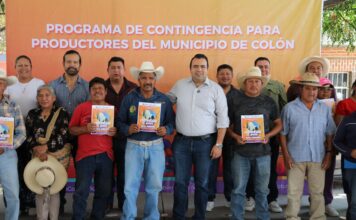 Gaspar Trueba Entrega 20 mil Raquetas de Nopal Forrajero