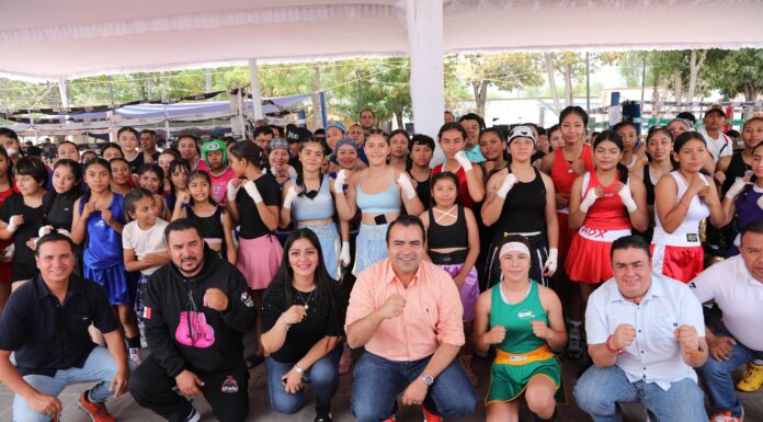 Triunfa Mireya Martínez de Colón en Torneo Nacional de Boxeo Femenil