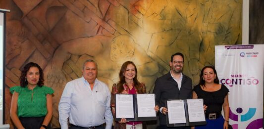 Acuerdan SEMUJERES y Uber traslados gratuitos para mujeres en Querétaro