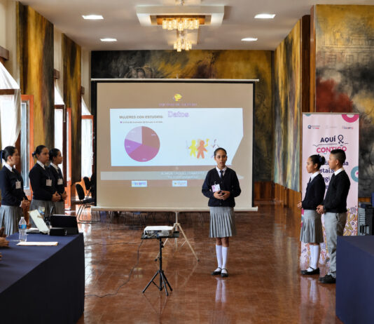 Refuerza USEBEQ habilidades comunicativas en estudiantes de secundaria