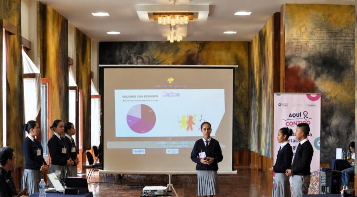 Refuerza USEBEQ habilidades comunicativas en estudiantes de secundaria