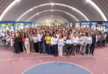 Chepe Guerrero presenta la nueva tarjeta de descuentos en servicios médicos para mujeres de Corregidora