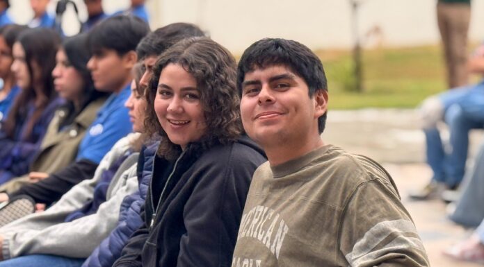 Corregidora lleva Feria de Empleo a universitarios y capacitación sobre emprendimiento