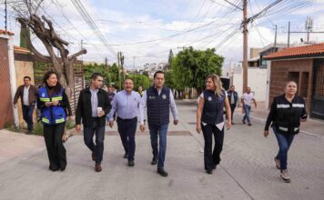 Chepe Guerrero supervisa reparación de socavones en Tejeda