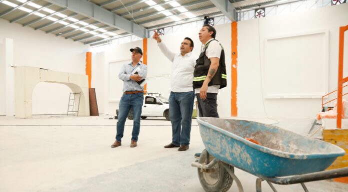 Realizan Trabajos de Rehabilitación en el Auditorio Municipal de Colón