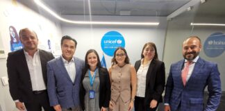 Presenta Luis Nava ante UNICEF el programa Contigo y tu Bebé