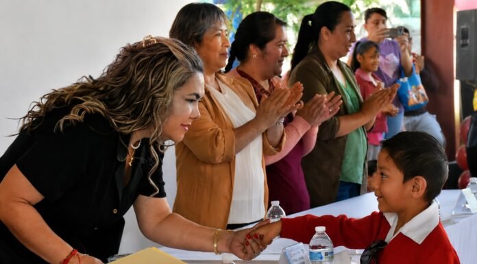 Encabeza Irene Quintanar Mejía cierre de actividades en educación básica