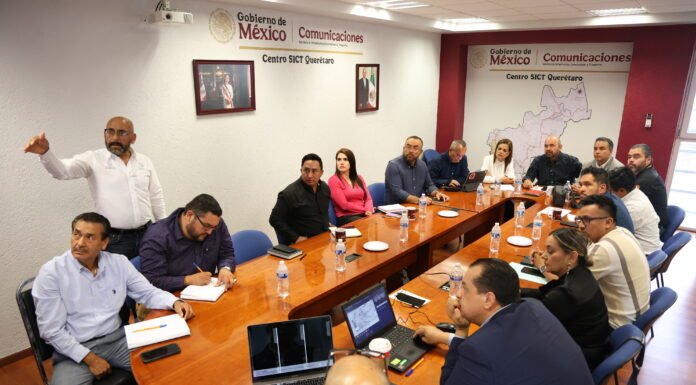 Solicitan intervención de dependencias federales por afectaciones en la obra de la carretera 57