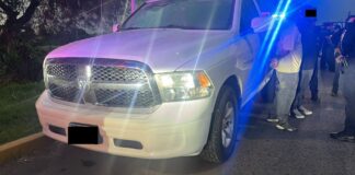 Recuperan camioneta y detienen a tres presuntos responsables de fraude en Corregidora