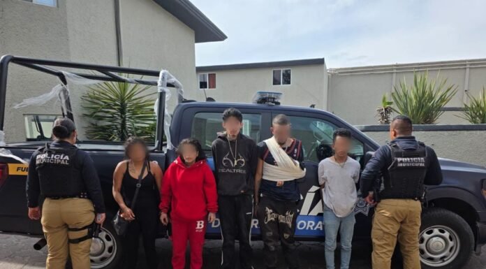 Seis detenidos tras persecución en Paseo Constituyentes; viajaban en vehículo con reporte de robo