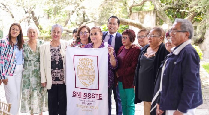 Chepe Guerrero reconoce trayectoria de servidores públicos jubilados