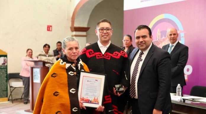 Reconoce Gaspar Trueba a Líder y Artesano