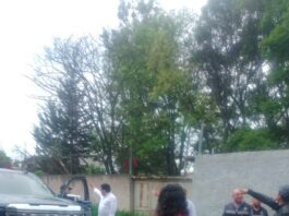 Habitantes de El Carmen bloquean accesos para exigir mejoras en infraestructura