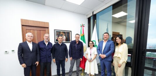 Gestiona Gobernador con la CFE acciones para estabilizar el suministro eléctrico en Querétaro