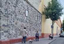 Vecinos del Centro de El Pueblito denuncian baja presión de agua; piden intervención de la CEA