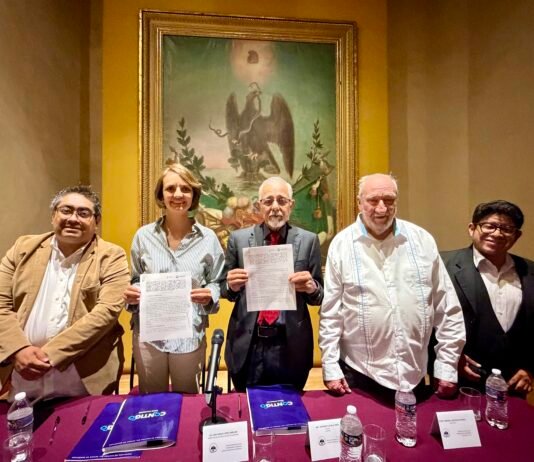 Formalizan donación de 257 piezas históricas al Museo de la Restauración de la República