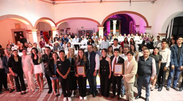 Colón Premió a su Futuro: Gaspar Trueba Entregó el 2do. Premio Municipal de la Juventud 2026