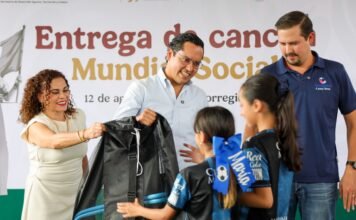 Chepe Guerrero entrega nueva cancha de futbol 5 para las familias de Santa Fe